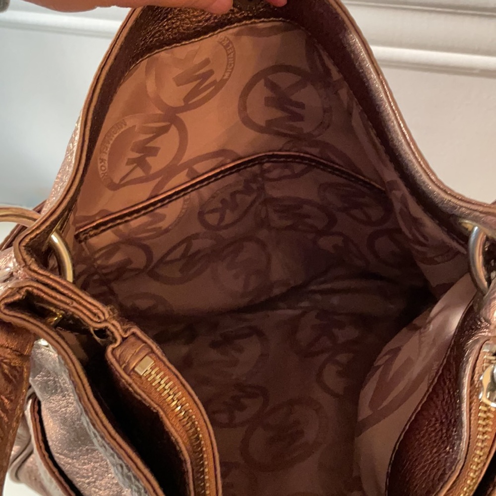 Authentic Michael Kors Metallic Copper Soft Leather Shoulder Bag Purse - Picture 6 of 15